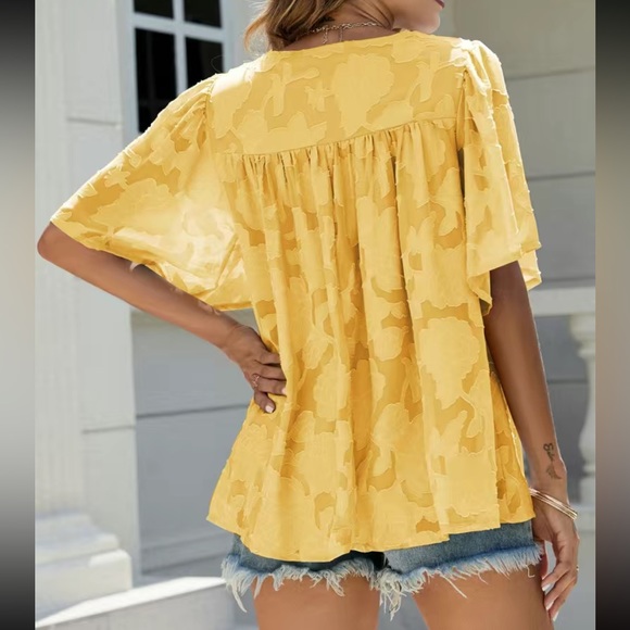 Boho Ruffled V-Neck White Pleated Lace Tie-Front Blouse main image 1